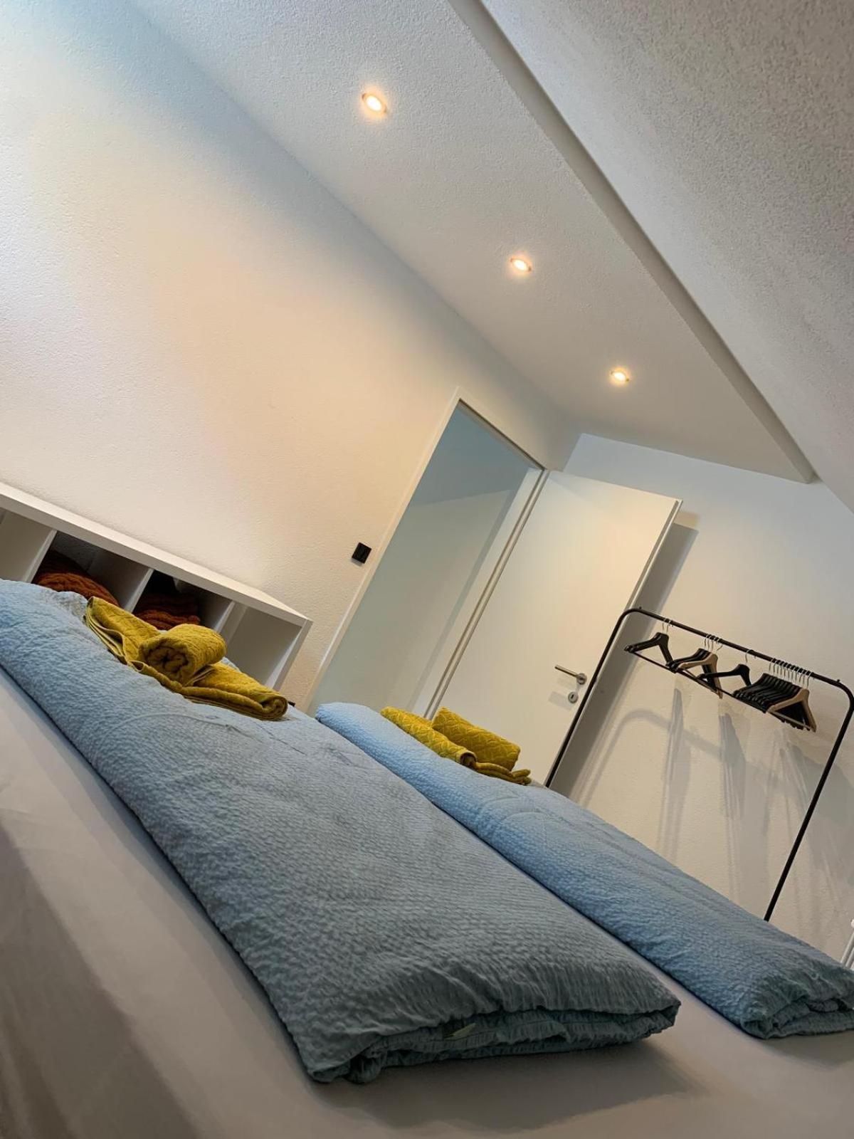 Idyllische Suite In Zentrumsnaehe Mit Parkplatz Top 2 グムンデン エクステリア 写真